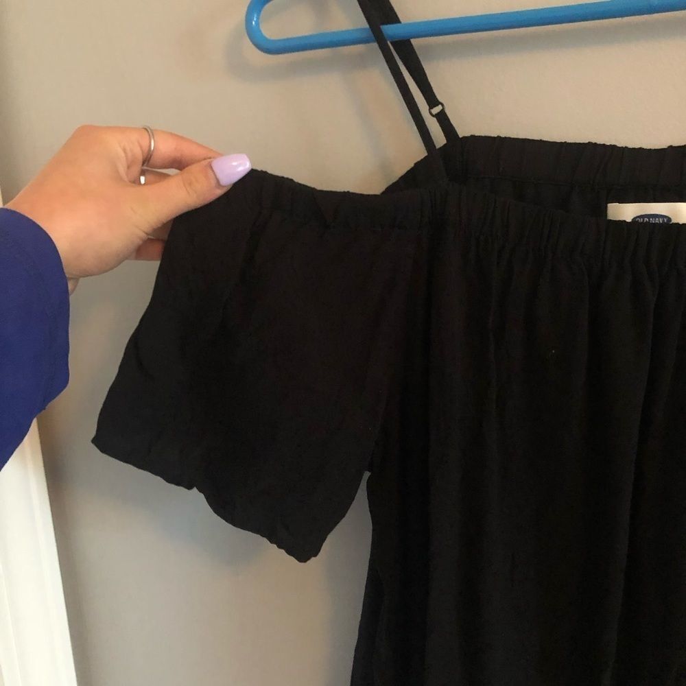 Old Navy Black Top - Picture 2 of 6